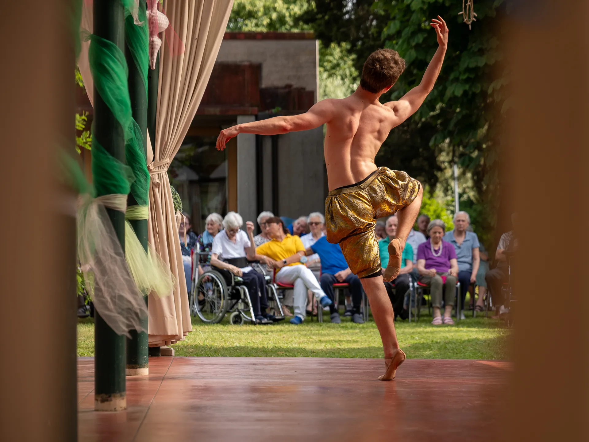 Riviviamo le emozioni della scorsa settimana con l'appuntamento "Note in danza. Musica e danza come espressione dell'arte che cura"
