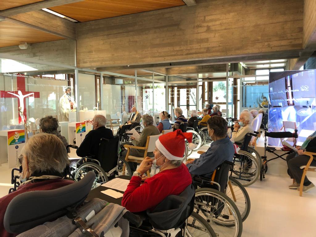 Santa Messa per i nostri ospiti con l'augurio di un Sereno Natale