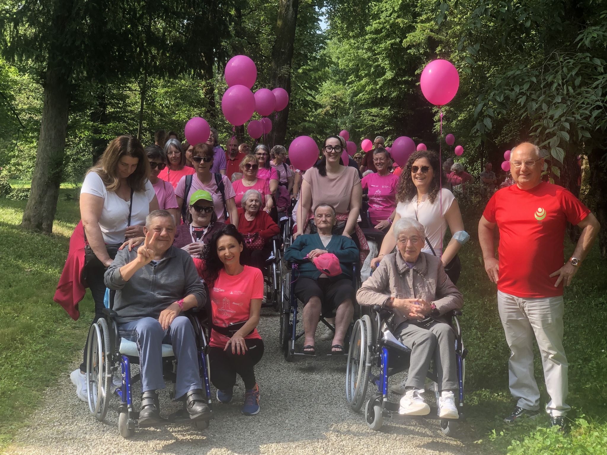 Passeggiata in rosa seconda edizione: Il Centro Servizi Sartor c'è