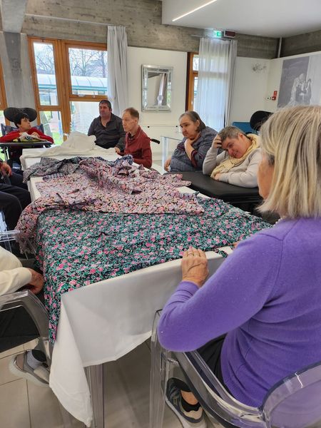 " Non perdere il filo - Io non so cucire ma la vita mi ha insegnato a imbastire" progetto in collaborazione con il centro Atlantis